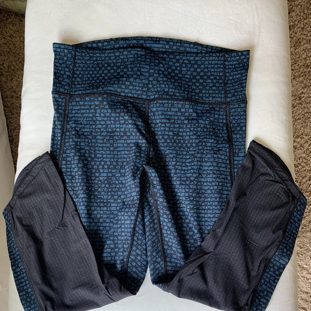 Lululemon Deep Breath Crop Shatter Weave Desert